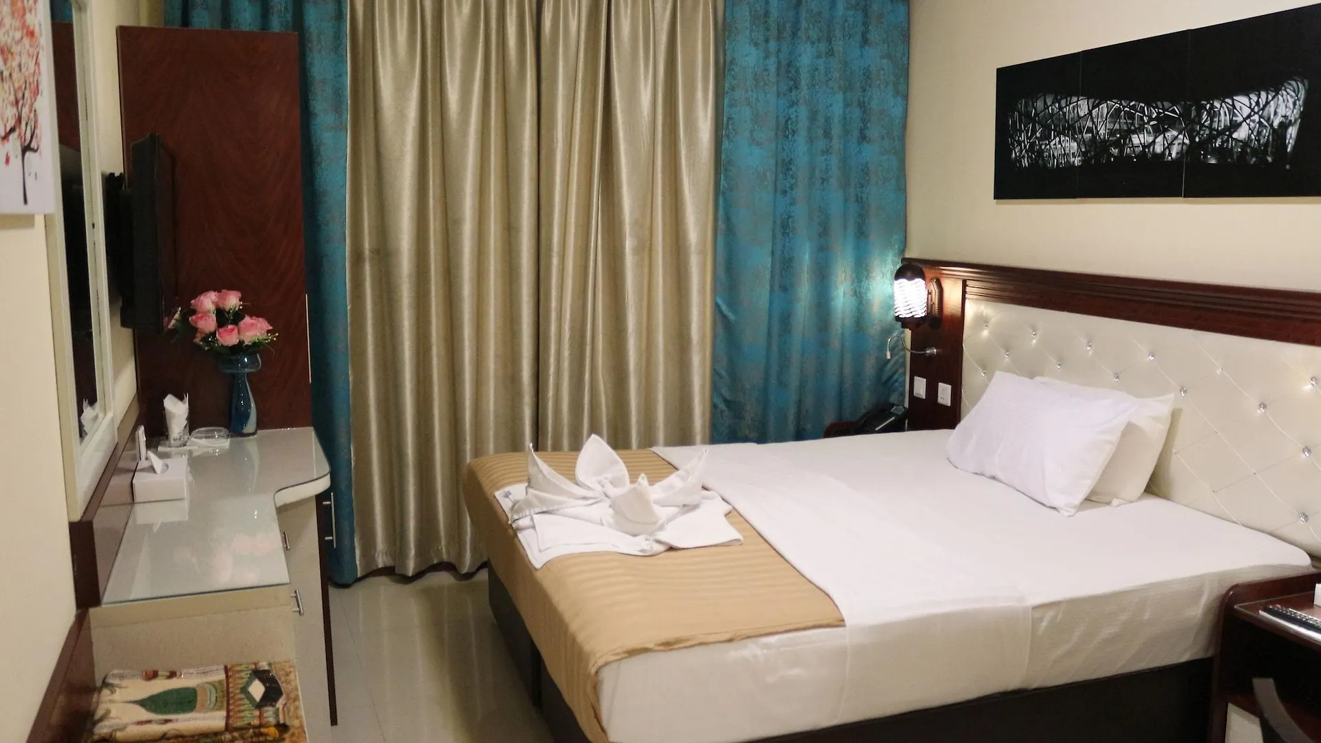 Mariana Hotel Dubai